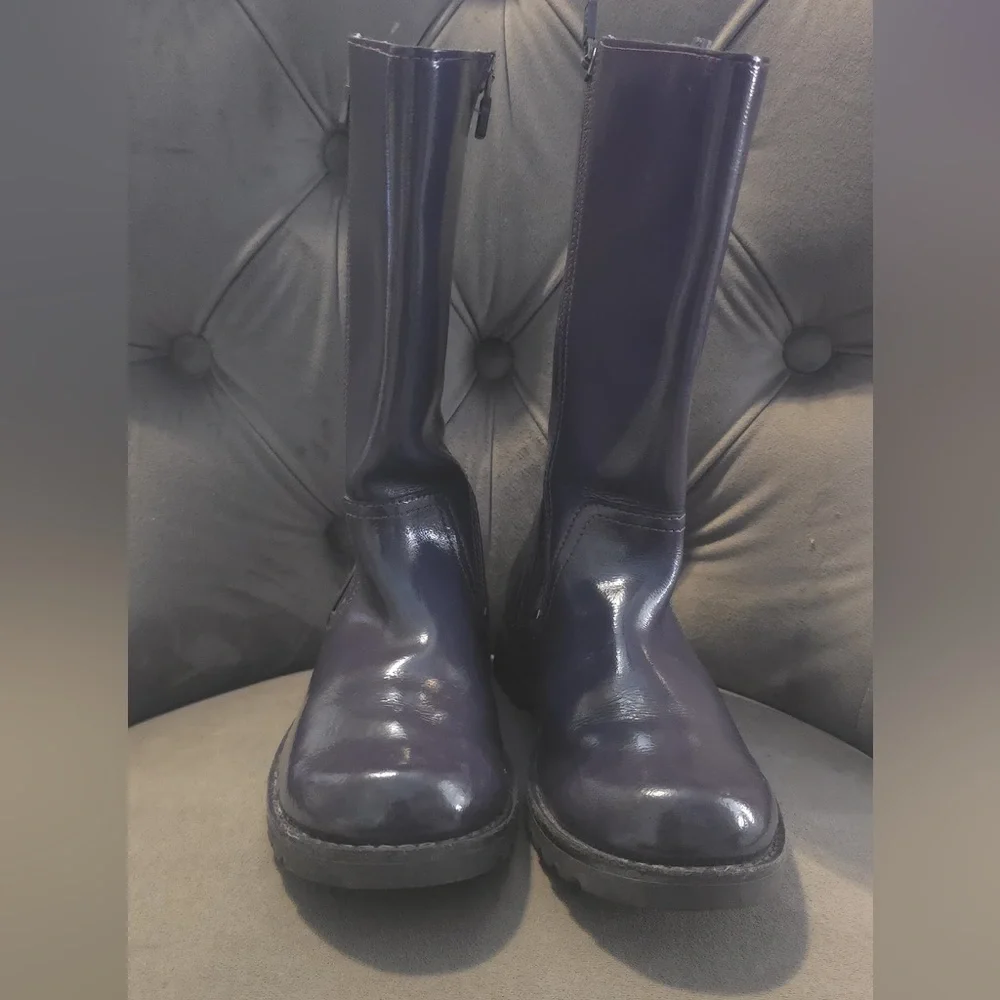 UGG Black Sole Boots